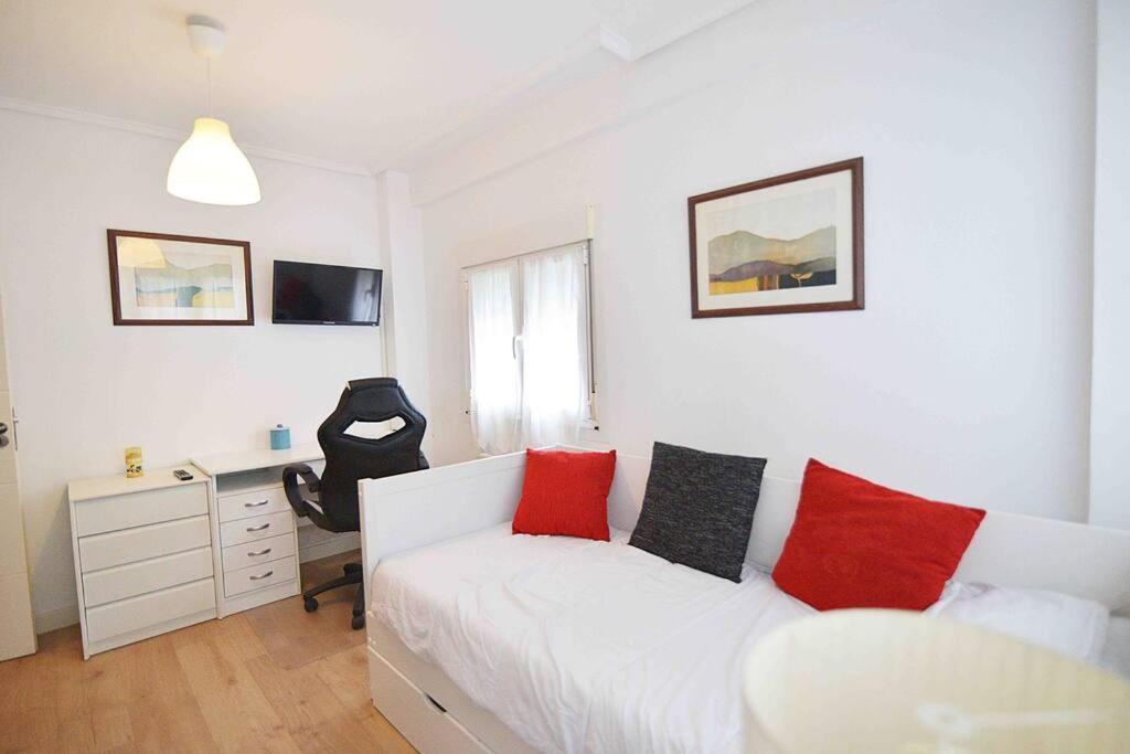 El Apartamento De Los Pinares By Just Room Σανταντέρ Εξωτερικό φωτογραφία
